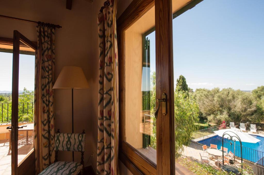 بوريريس Agroturismo Can Feliu الغرفة الصورة